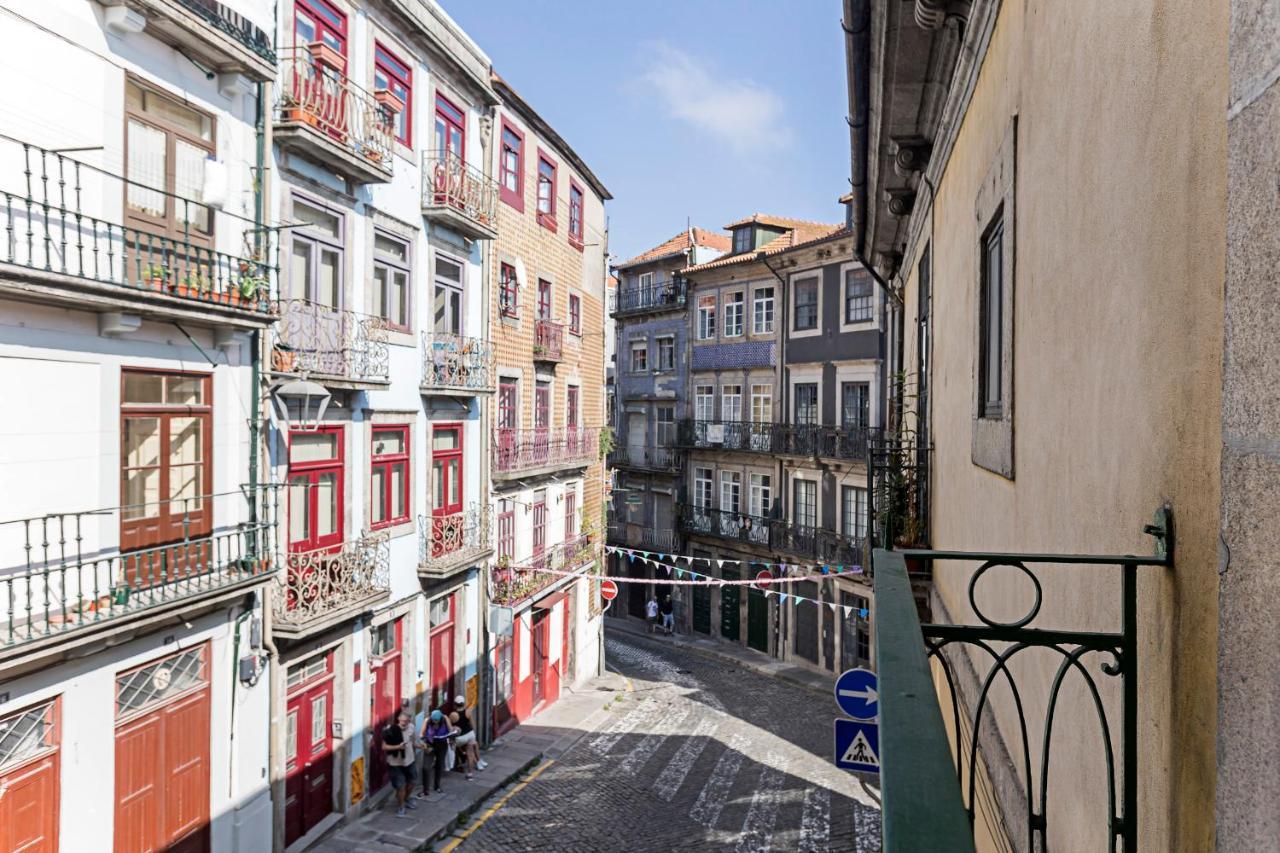 Brand New 4Br W/ 200Yrs Of History In Central Porto By Lovelystay Екстер'єр фото