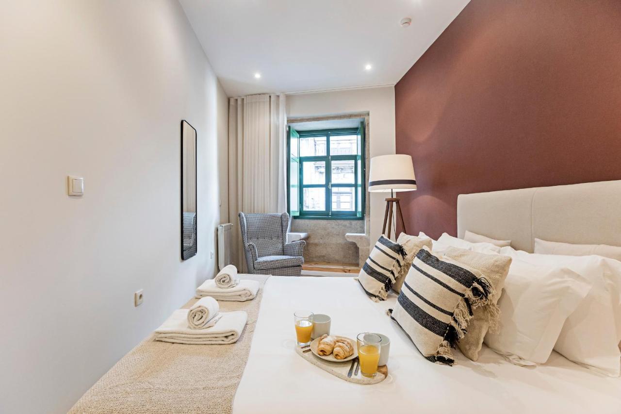 Brand New 4Br W/ 200Yrs Of History In Central Porto By Lovelystay Екстер'єр фото